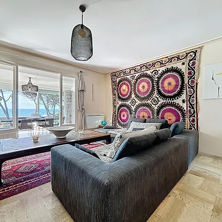 La Perle D'isolella - Les Pieds Dans L'eau - Les Freres De La Loc' * Pietrosella