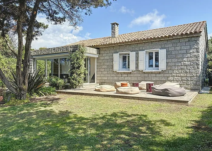 La Perle D'isolella - Les Pieds Dans L'eau - Les Freres De La Loc'