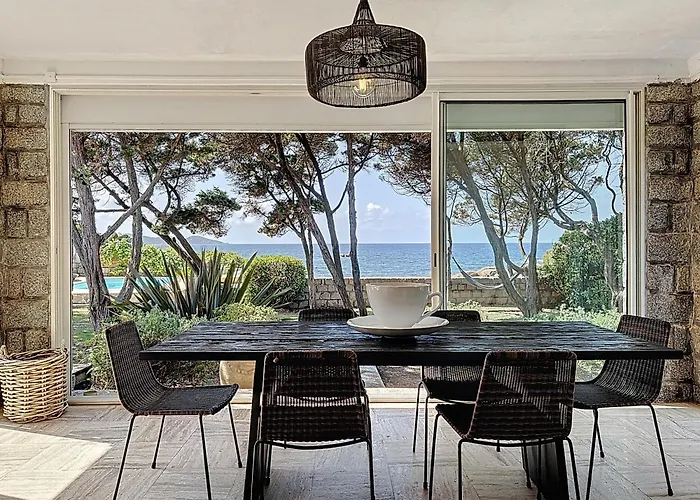 فيلة La Perle D'isolella - Les Pieds Dans L'eau - Les Freres De La Loc'