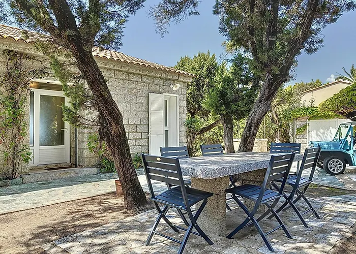 La Perle D'isolella - Les Pieds Dans L'eau - Les Freres De La Loc' Pietrosella