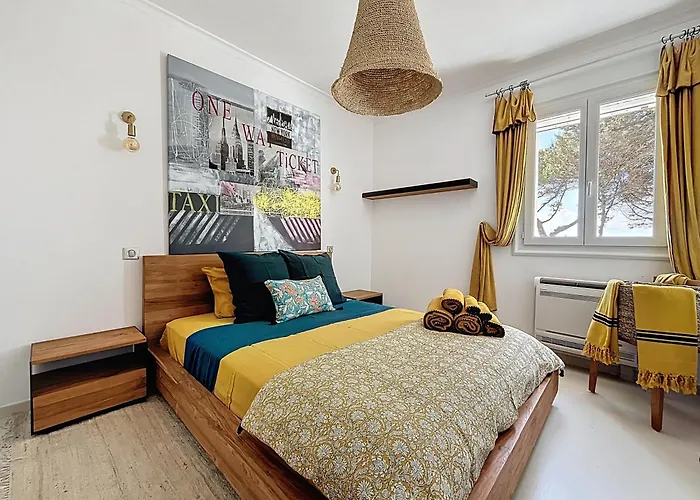 La Perle D'isolella - Les Pieds Dans L'eau - Les Freres De La Loc' Vila *